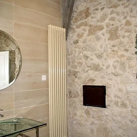 B&B Aux Pots Bleus 3*