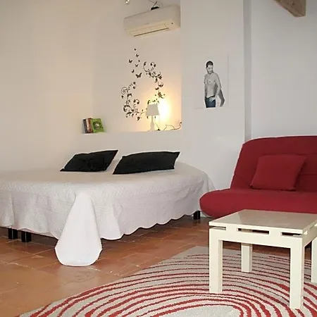 B&B Aux Pots Bleus 니장레젱세륀